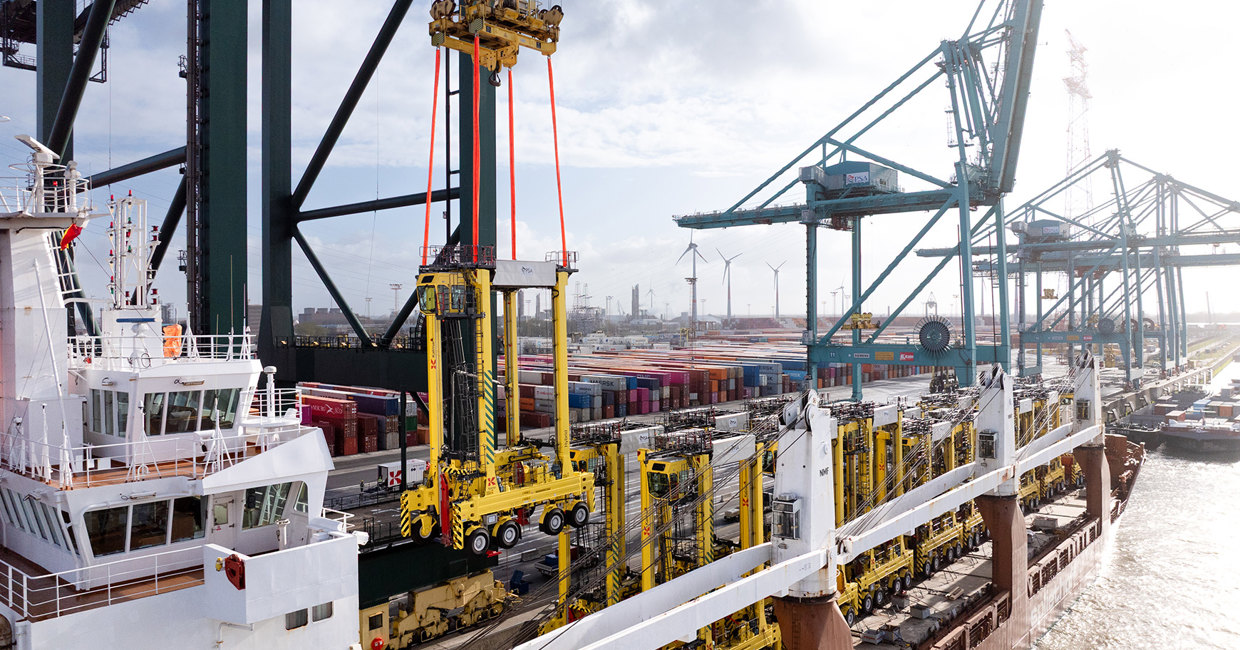 Kalmar liefert 18 Hybrid-Portalhubwagen an PSA Antwerpen, um die Effizienz zu steigern und Emissionen zu reduzieren