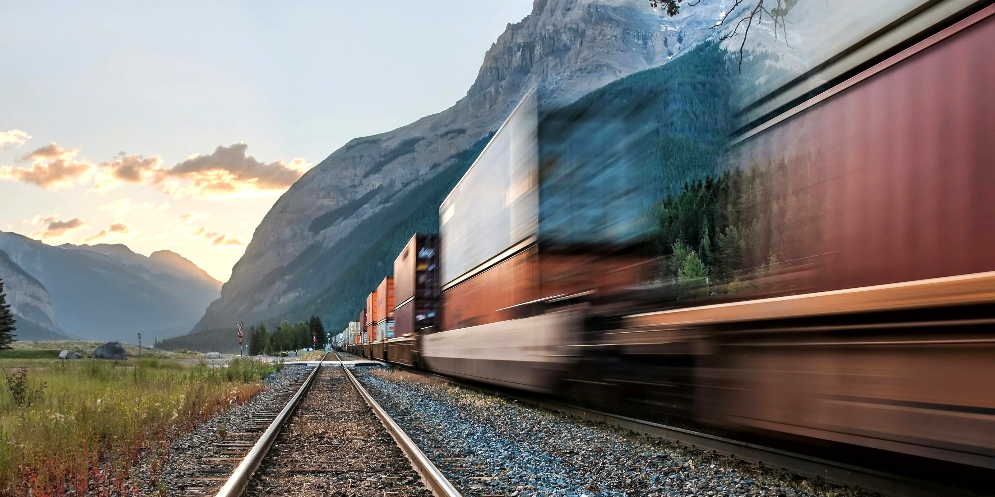 Ein Güterverkehrsunternehmen der Klasse I, das in Nordamerika Maßstäbe für branchenführende intermodale Transportlösungen setzt