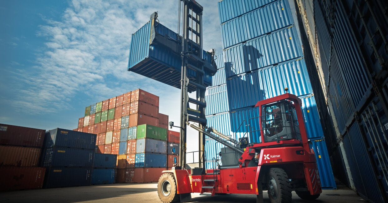 Pionierarbeit in Sachen elektrische Leercontainerstapler
