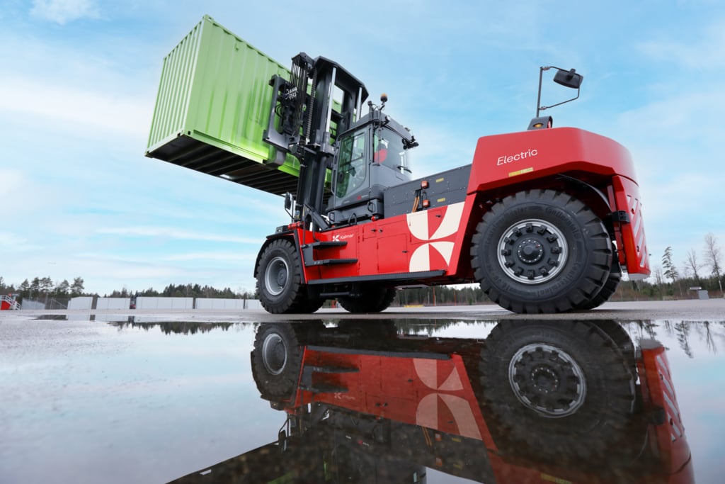 NB_Kalmar Electric Heavy Forklift 18-33 ton NB_Kalmar Electric Heavy Forklift 18-33 ton