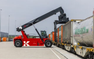 Pioneering sustainable evolution: Cabooter leads the way with our first ever electric reachstacker