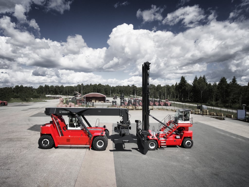 Kalmar Essential Reachstackers & Empty handlers (3) Kalmar Essential Reachstackers & Empty handlers (3)